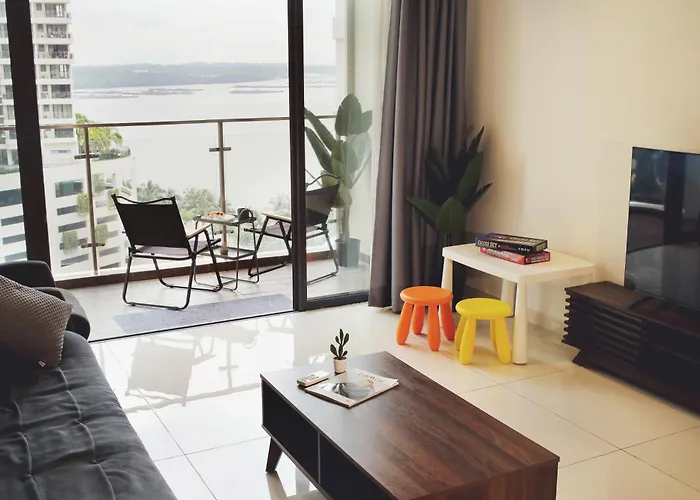 Danga Bay 3Br - Secret Lounge - Netflix - Dryer
